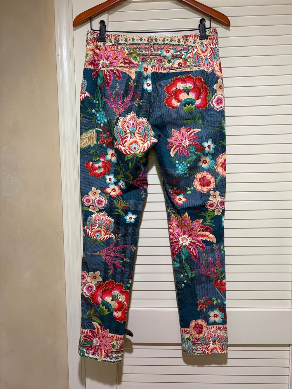 Johnny Was "Aria Skies" pants - Picture 4 of 4
